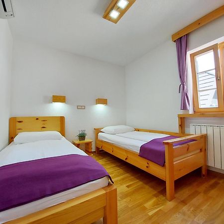Plitvice Etno House I Bed & Breakfast Plitvicka Jezera Exterior photo