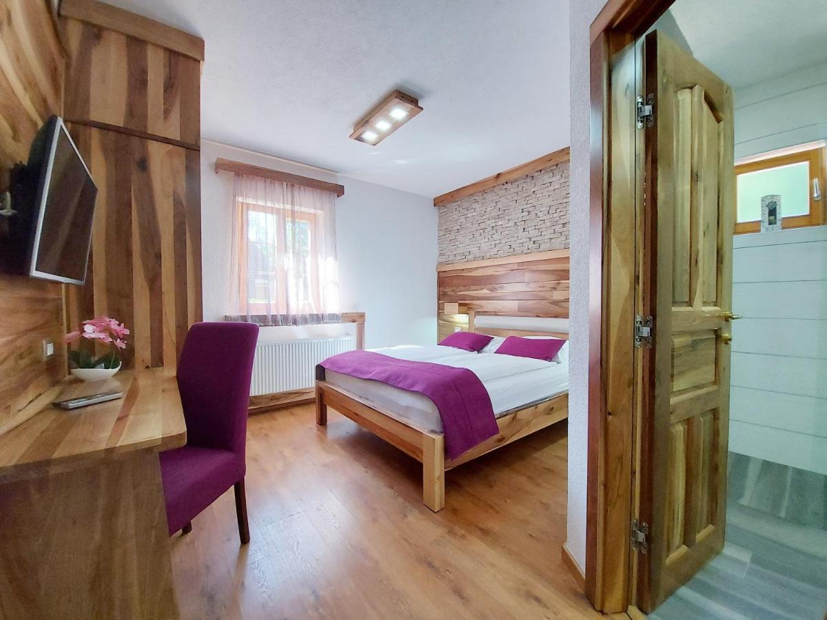 Plitvice Etno House I Bed & Breakfast Plitvicka Jezera Exterior photo